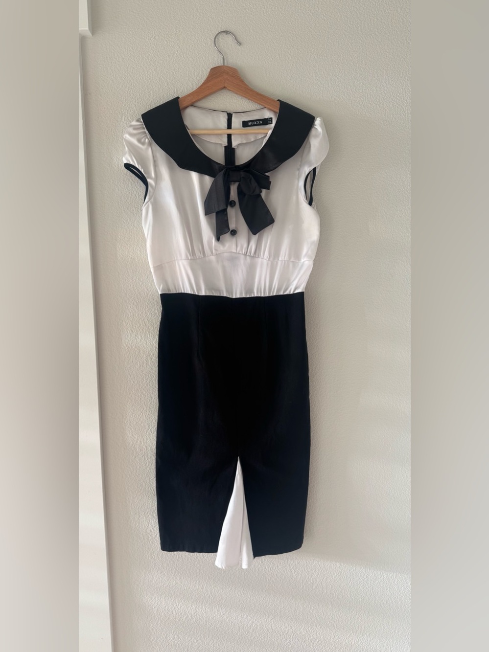 White and Black vintage Pinup Dress with Tie Collar